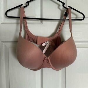 Victoria's Secret Pink T-Shirt Bra with Molded Cups